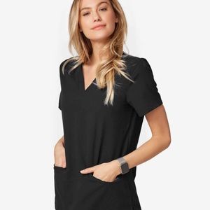 XXS Figs Casma 3 pocket scrub top